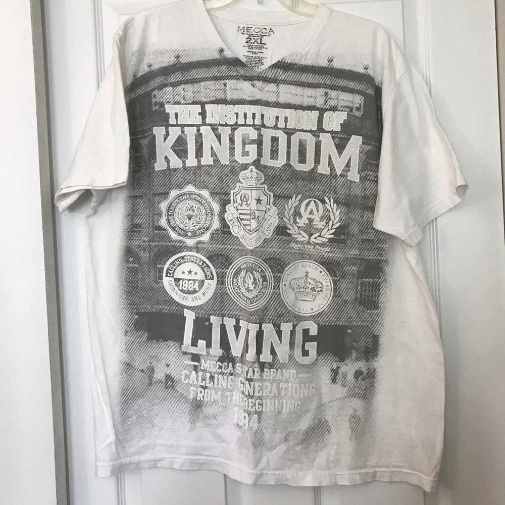 Mecca tee
